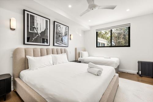 Group & Family 3BR with Game Room, Terrace & Parking in Woollahra