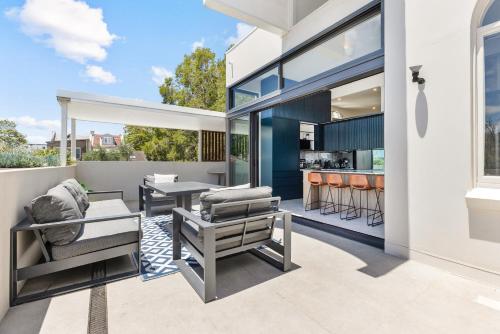 المرافق, Group & Family 3BR with Game Room, Terrace & Parking in Woollahra
