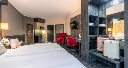 3 twin beds