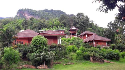 Saen Kam Resort