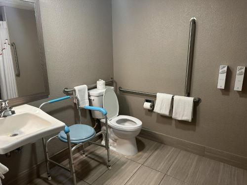 Quality Inn Middleboro-Plymouth - image 11
