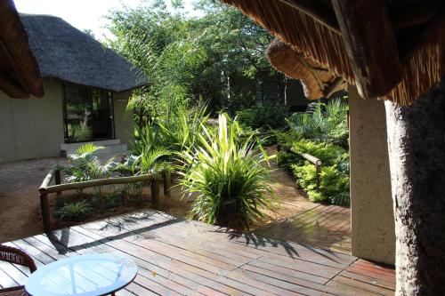 Palvelut, Chobe Sunset Chalets in Kasane