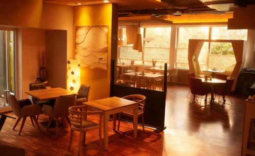 Hotel Ambiente – Dortmund, OH