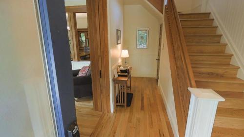 Built In 1910, This Remodeled Craftsman Style Home Offers The Best Of Bozeman! in Bozeman, USA