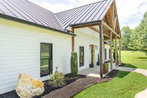 The Southern Oasis in Pleasant View