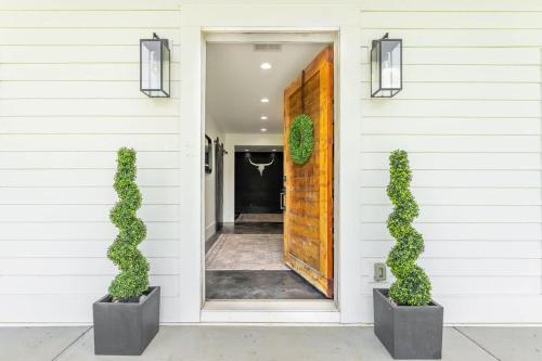 The Southern Oasis in Pleasant View