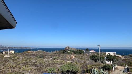 Casa con vista al mar en condomnio Ensenada y playa interior in Los Vilos