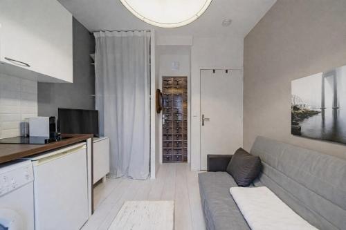 Cozy studio for 2 people Lyon 8 in 8e arrondissement