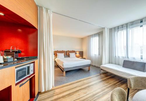 Novotel Suites Paris Nord 18ème - image 38