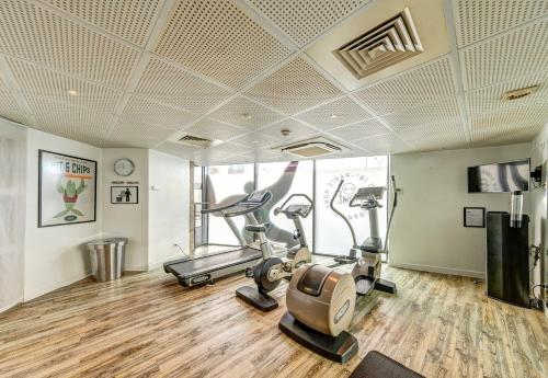 Novotel Suites Paris Nord 18ème - image 13