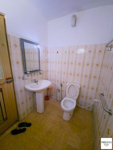 Second Home Resort- Homestay AC Room WiFi - image 12