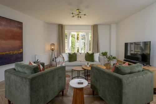 Modern Home on Edge of Cotswolds Private Parking – khách sạn tại Prestbury