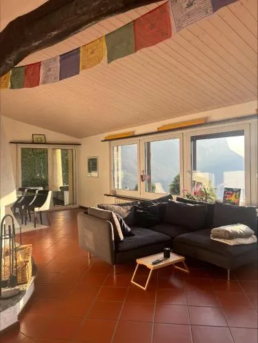 Villa Lake View and Relax, Lago di Lugano in Rovio, Schweiz