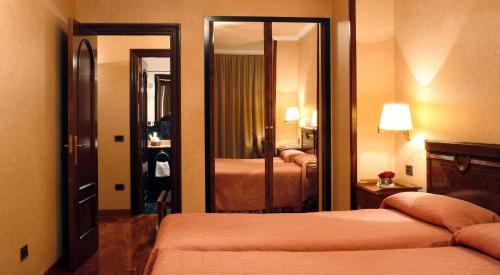 Hotel Alcomar - image 11