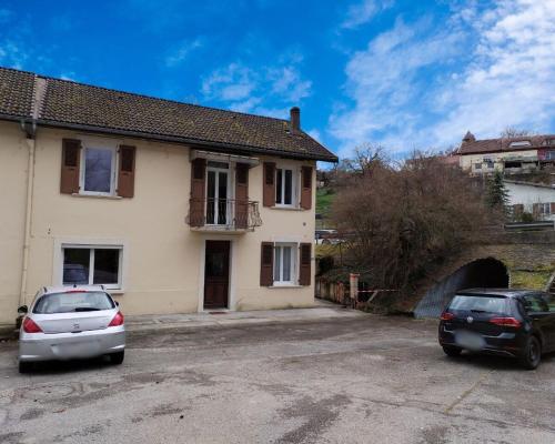 New - Private Parking in Bellegarde-sur-Valserine