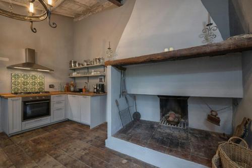 المنظر الخارجي, Historic Farmhouse With Loggia In Cortona in Centoia