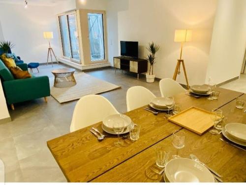 Urban Elegance 2BR Retreat in Luxembourg city in Howald