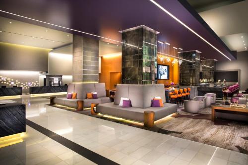 Lobby, Loews Hollywood Hotel in Hollywood
