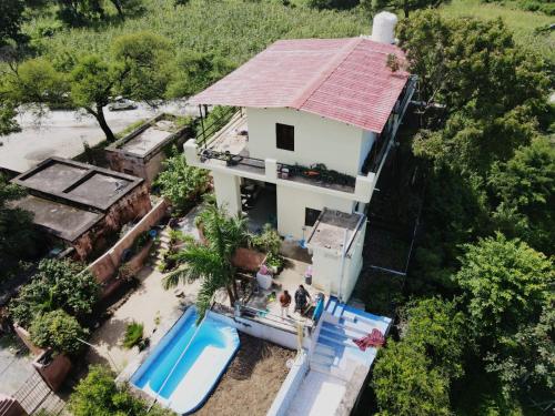 Mewar Exotic Fruit Farm & Farm Stay – khách sạn tại Iswal