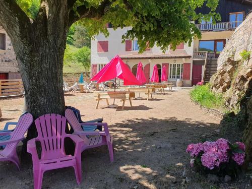 Chalet de la source in Saint-Berain