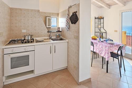 Konyha, Parasio - Mareri apartments in Porto Maurizio