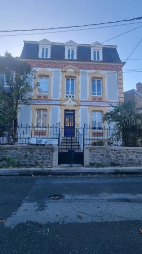 Studiodinardchezanne