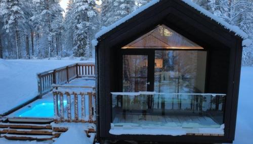 . Hossaville Luxe West Lake Cabin III