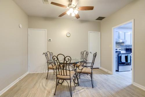 Artistic Escape in Fayetteville! Cozy Couples Apt in Fayetteville (GA)
