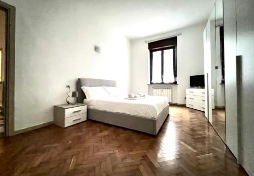 BIG Smart Goldoni - Duomo M4 Linate