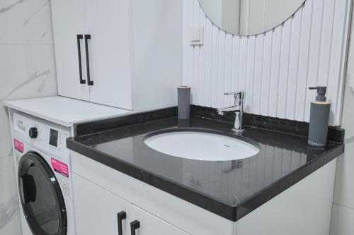 Ulker Apartments - image 3