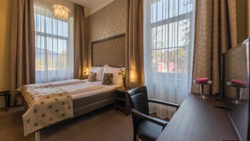 1 queen bed