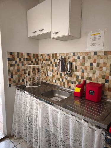 Lar Doce Paz - Quarto 3 in Saude