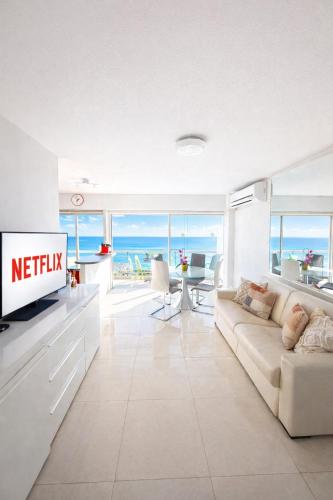 Beautiful beachfront apartment - Location saisonnière - Cagnes-sur-Mer