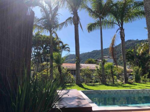 House - Gated Community - 3 en-suites - Pool - Air Conditioning in Ponta das Canas