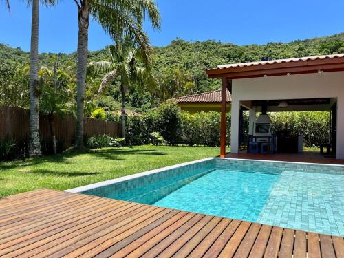 House - Gated Community - 3 en-suites - Pool - Air Conditioning in Ponta das Canas