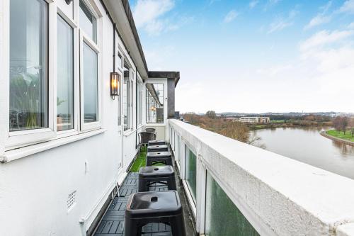 景觀, Beautiful 1 Bed Penthouse on The River Trent in 康普頓阿克斯