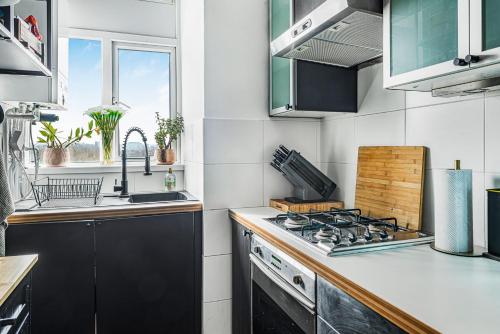 廚房, Beautiful 1 Bed Penthouse on The River Trent in 康普頓阿克斯