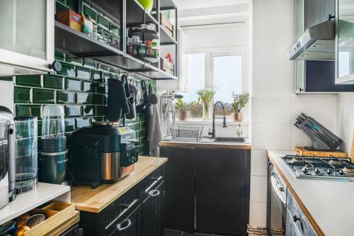 設施, Beautiful 1 Bed Penthouse on The River Trent in 康普頓阿克斯