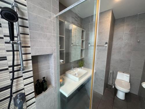 The Robertson N9 Alor Street KLCC Bukit Bintang 7 Pax - image 12