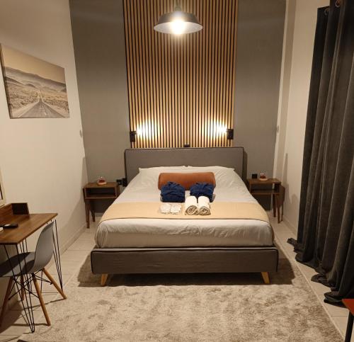 Gk Suites-Constantin view , auto check-in 24h - Πασχαλίτσα