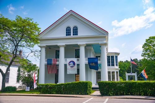 The Colony Hotel Kennebunkport - image 9