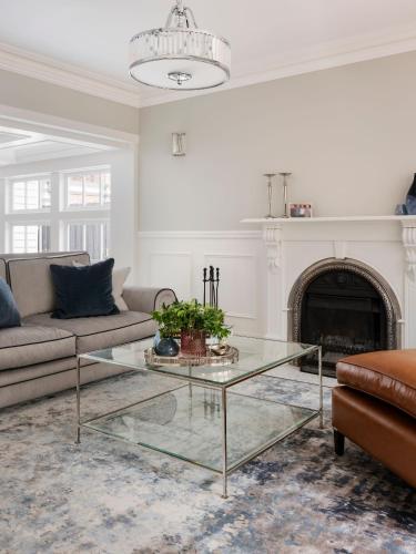 White Haven with Spa, Kew East in كيو