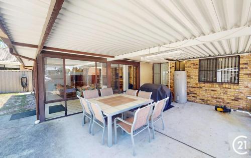 Family Holiday Home at Shoal Bay in Shoal Bay