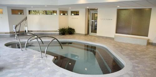 Karstais baseins, Condo Right on the Snowbird Slopes! in Snowbird Lodge (UT)