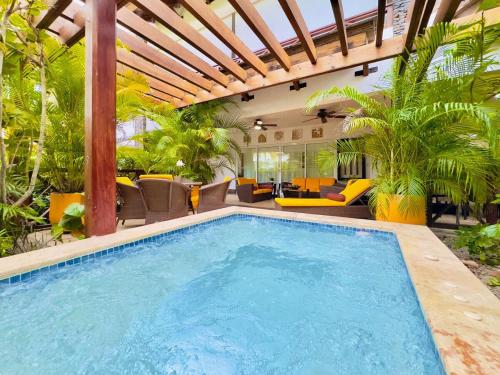 Oceanfront Unit Jacuzzi Balconies of Atlantic – khách sạn tại Abra Grande