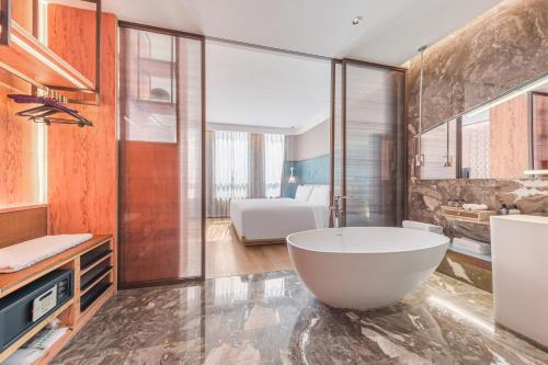Mercure Beijing Dongzhimen – Beijing, NY