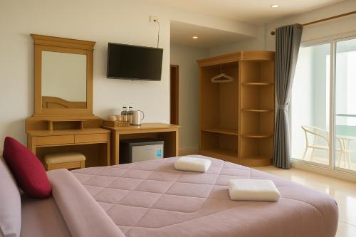 room detail thumbnail 0