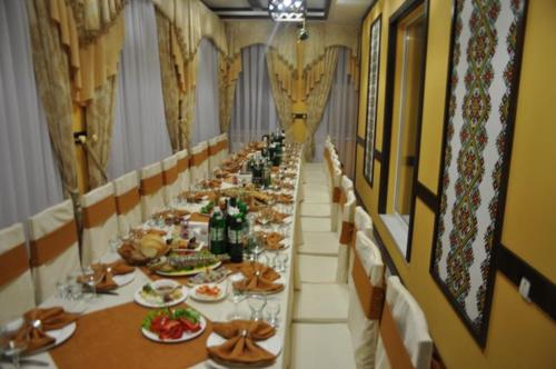 Sribni Rosy in Mykulychyn