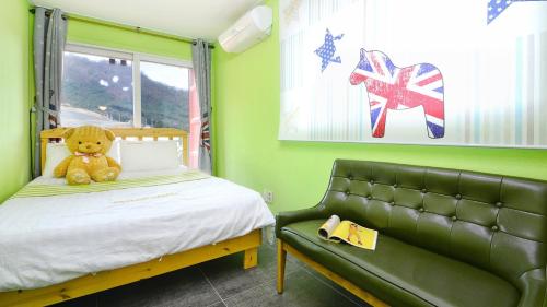room detail thumbnail 0
