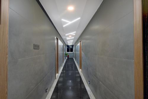 大廳, Super Townhouse Oak Premier Raidurg Biodiversity Park in 海德拉巴